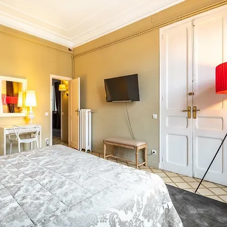 Oxis - Eixample Tetuan Apartment
