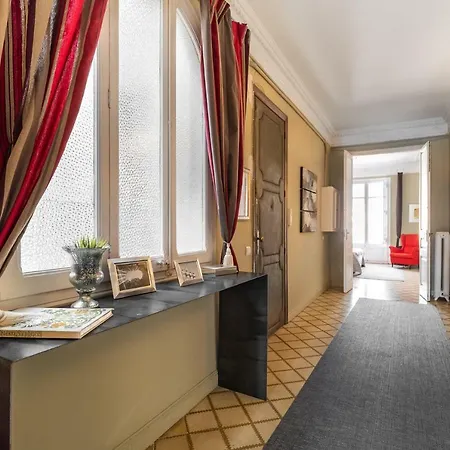 Oxis - Eixample Tetuan Apartment *